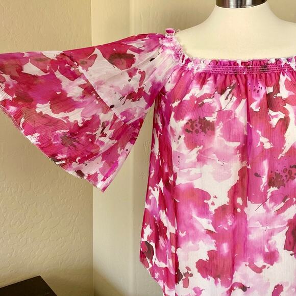 Worth Silk Crinkle Chiffon Pink and White Off The Shoulder Blouse, Small - Picture 8 of 13